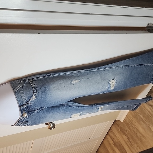 Unionbay Y2K Vintage 90s Flare Leg Distressed Jeans, Size 7 - Picture 3 of 11